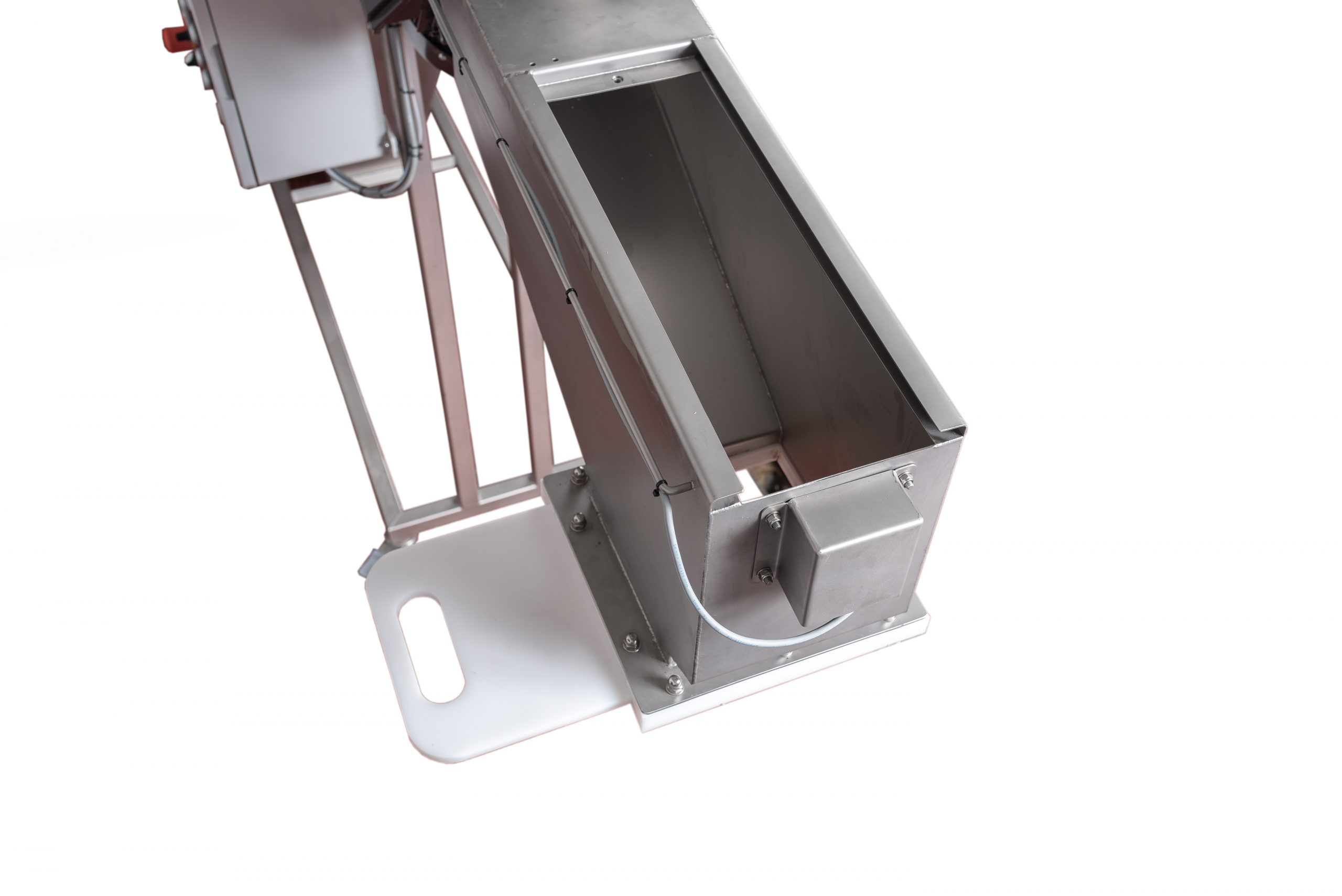The dosing unit of the fruit washer elevator mill | ProFruit Machinery