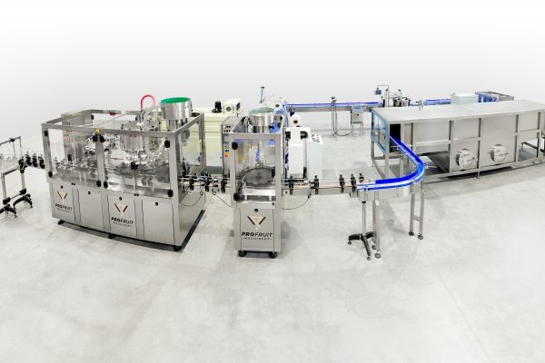 Automatic Triblock Bottling Line side